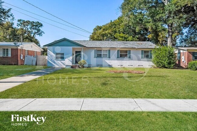 1928 Sprinkle Dr