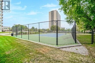 3131 Bridletowne Cir in Toronto, ON - Building Photo - Building Photo