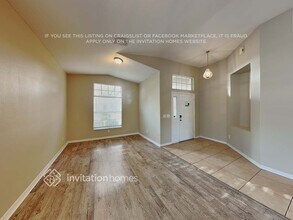 13707 Ogakor Dr in Riverview, FL - Foto de edificio - Building Photo