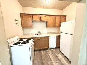 405 Stanley Ave SW in Ardmore, OK - Building Photo - Building Photo