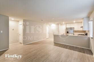 10815 Giacconi Dr in Converse, TX - Building Photo - Building Photo