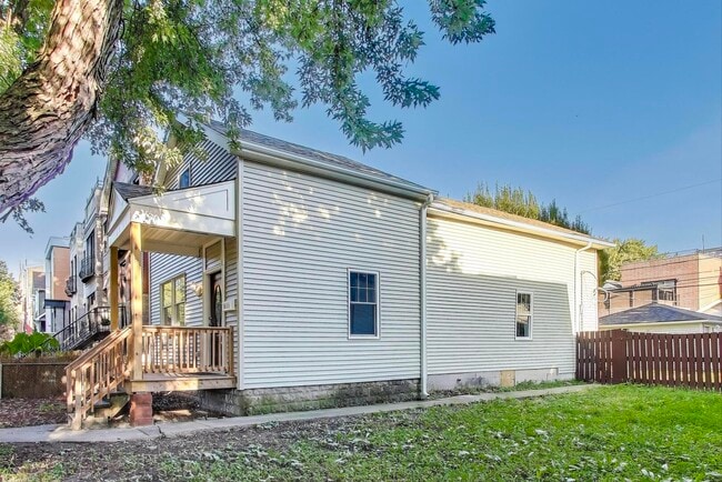 1612 W Erie St in Chicago, IL - Building Photo - Building Photo