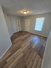 5910 W 53rd St in Little Rock, AR - Building Photo - Building Photo