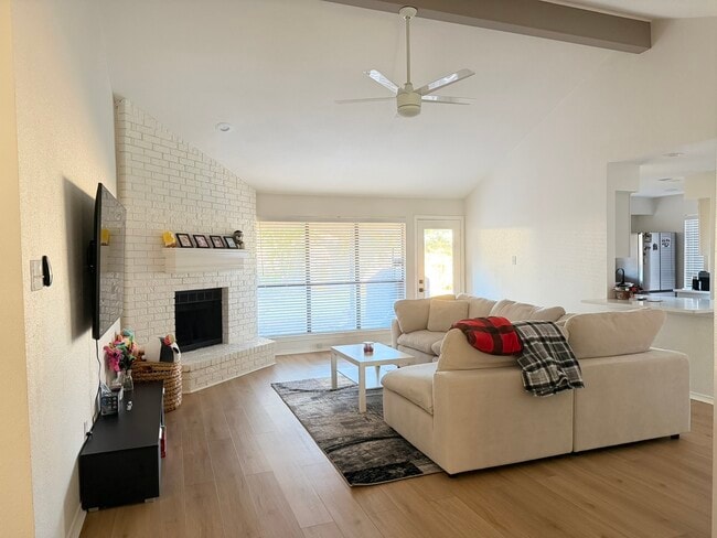 921 Matilda Dr in Plano, TX - Building Photo - Building Photo