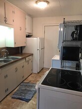 1800 Ross St, Unit 1800 in Bay City, TX - Foto de edificio - Building Photo