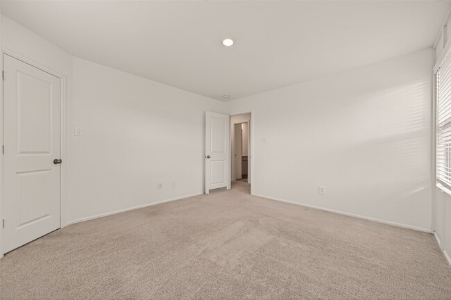 property at 1307 Vincente Ct