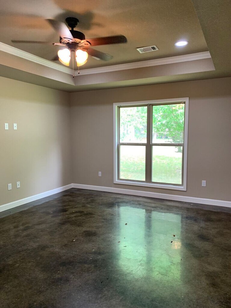 105 Cody Ln Rentals in Brookland, AR