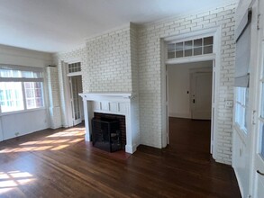 18 Avery Dr NE, Unit Apartment#1 in Atlanta, GA - Building Photo - Building Photo