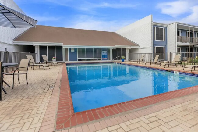 4645 Ocean Dr in Corpus Christi, TX - Building Photo - Building Photo