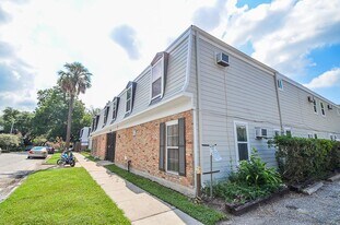 1423 Hawthorne St in Houston, TX - Building Photo