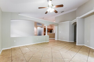 2430 Winchester Blvd in Kissimmee, FL - Building Photo - Building Photo