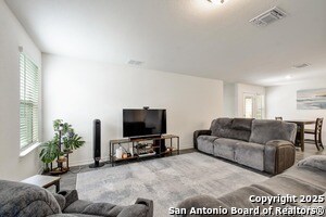 6542 Cibolo Springs in Converse, TX - Foto de edificio - Building Photo
