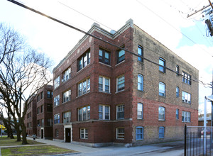 1500 W Pratt Blvd in Chicago, IL - Building Photo - Building Photo