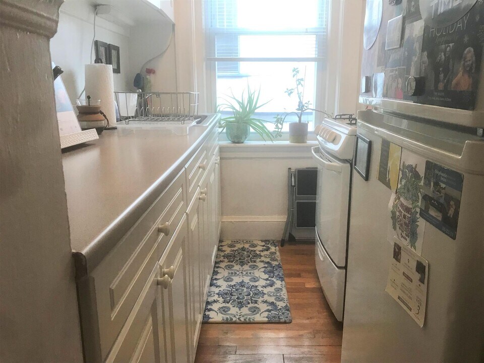 26 Gray St, Unit 2 in Cambridge, MA - Building Photo