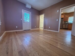 574 Warren Ave in Brockton, MA - Building Photo - Building Photo