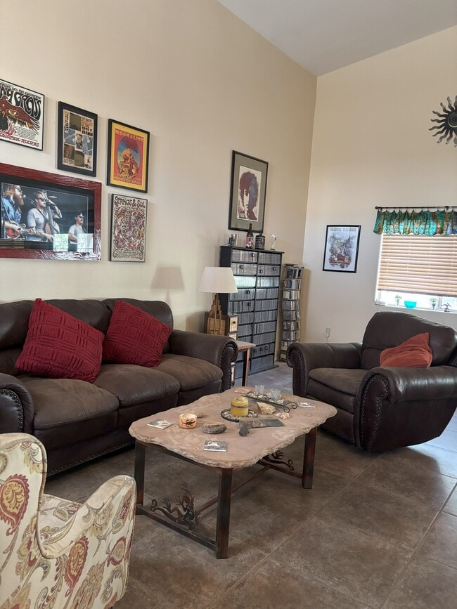 5213 Panguitch Dr in Las Vegas, NV - Building Photo - Building Photo
