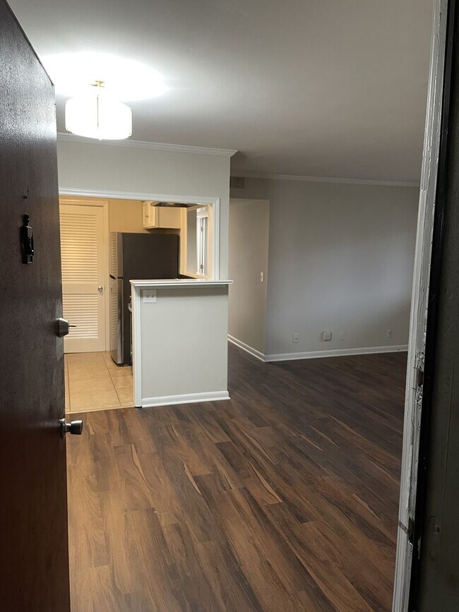 property at 2929 Selena Dr