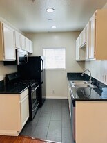 12241 Moorpark St in Studio City, CA - Building Photo