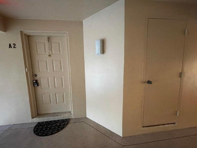 610 Sea Pine Way in Greenacres, FL - Building Photo - Building Photo