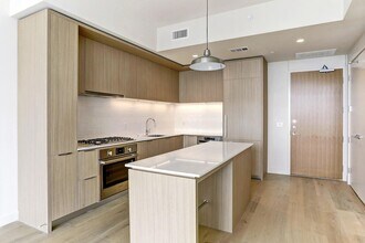 44 East Ave, Unit 3506 in Austin, TX - Building Photo - Building Photo