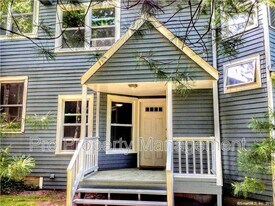 167 Old Foxon Rd in New Haven, CT - Building Photo