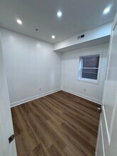 647 N 16th St, Unit 2 in Philadelphia, PA - Building Photo - Building Photo