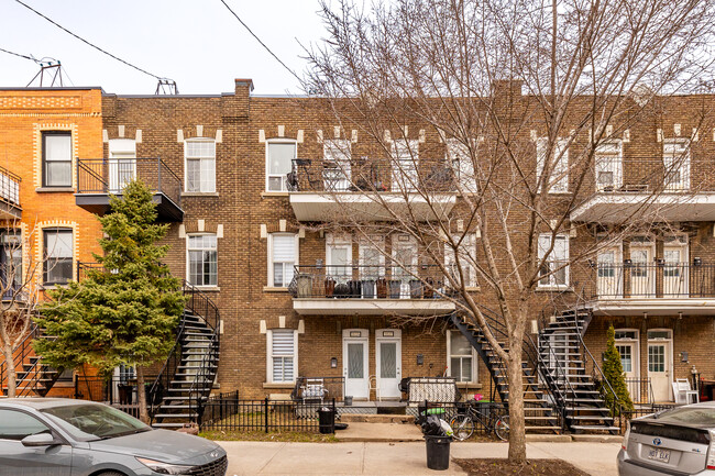 5537-5539 9E Av in Montréal, QC - Building Photo - Primary Photo