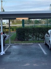 4710 St Croix Ln in Naples, FL - Foto de edificio - Building Photo