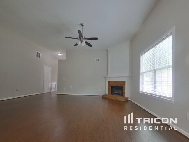 370 Ethridge Dr NW in Kennesaw, GA - Building Photo - Building Photo