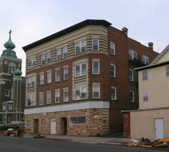 111-115 Beaver St in New Britain, CT - Building Photo - Building Photo