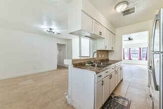 11411 Murr Way in Houston, TX - Building Photo - Building Photo