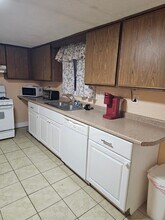 152 Ocean Dr in Seabrook, NH - Foto de edificio - Building Photo