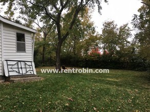 730 W Park St-Unit -3 in Olathe, KS - Foto de edificio - Building Photo