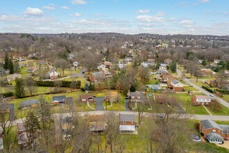 7995 Remington Dr in Pittsburgh, PA - Building Photo - Building Photo