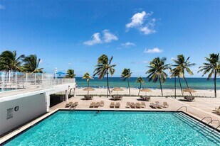 2401 S Ocean Dr, Unit 806 in Hollywood, FL - Building Photo