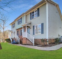 5324 Wayne St in Raleigh, NC - Building Photo