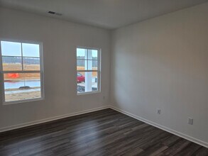 528 Venetian Dr in Sanford, NC - Building Photo - Building Photo