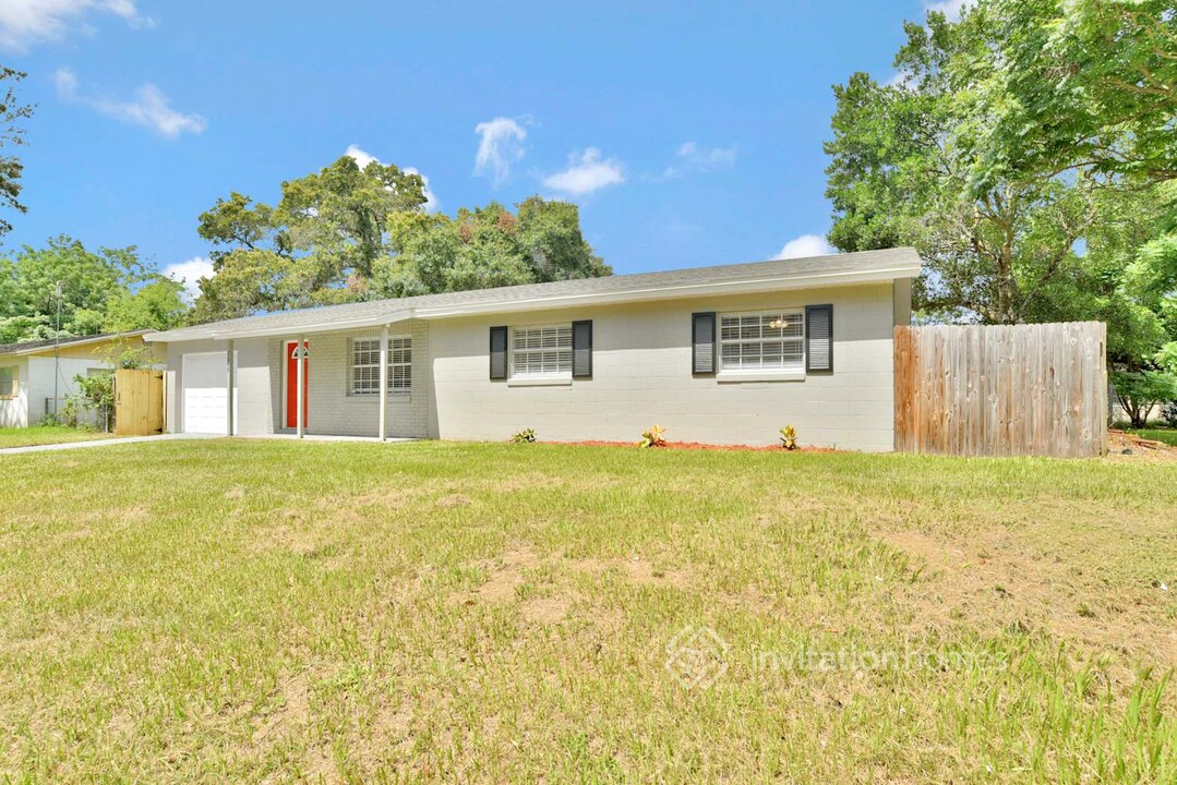 3668 Yosemite Dr in Orlando, FL - Building Photo