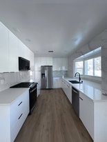 2735 W 94th St in Inglewood, CA - Building Photo