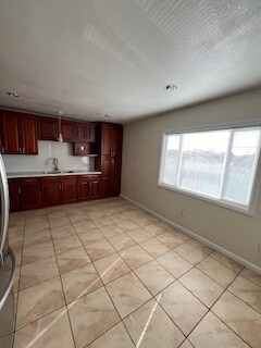 1600 41st Ave, Unit 2 in Oakland, CA - Building Photo - Building Photo