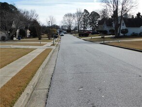 1570 Hill Crossing Ct in Grayson, GA - Building Photo - Building Photo