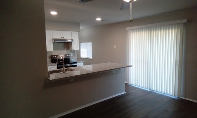 property at 117 Yorkshire Dr