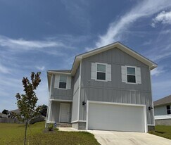 2800 Tallgrass Ct in Crestview, FL - Building Photo