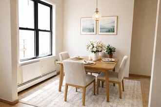 3610 Astoria Blvd in Astoria, NY - Foto de edificio - Building Photo