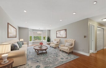 2500 Windsor Mall in Park Ridge, IL - Building Photo - Building Photo