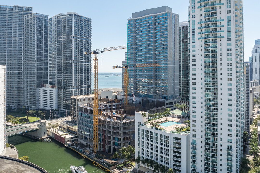Viceroy Brickell in Miami, FL - Building Photo