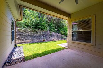 1305 Delsie Dr in Lakeway, TX - Building Photo - Building Photo