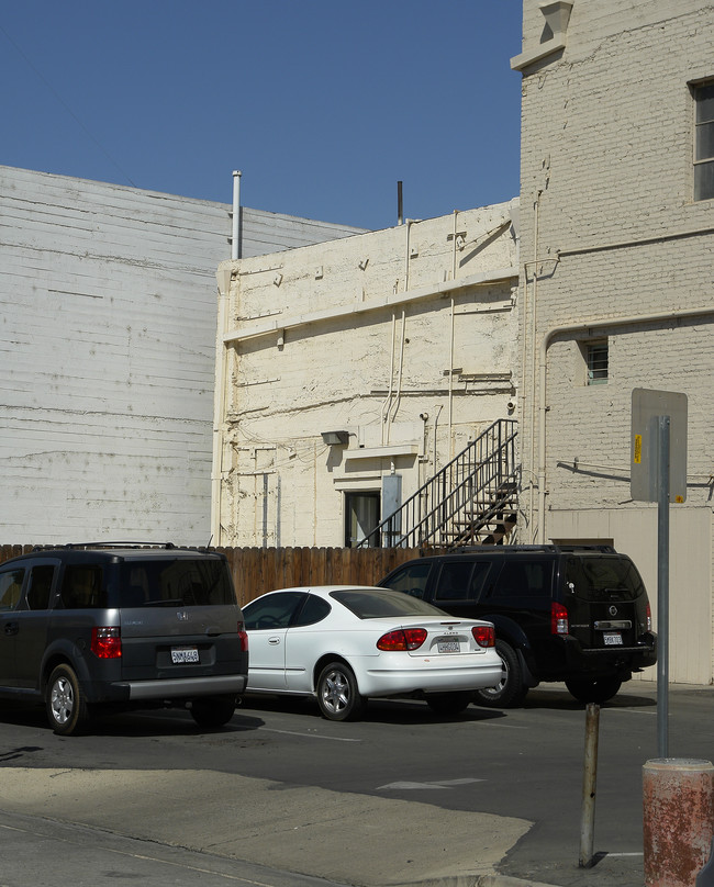 Porterfield Hotel in Bakersfield, CA - Building Photo - Building Photo