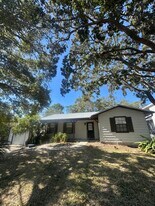 5313 Soundview Ave in St. Augustine, FL - Building Photo