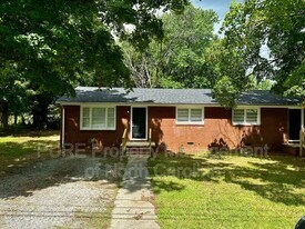 108 Mendota Ave in Lexington, NC - Building Photo